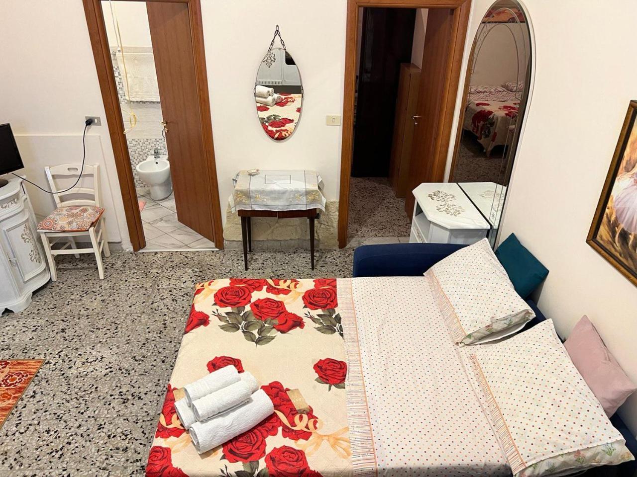 Myhouse 1 - Le Meraviglie Di - 7 Minuti Humanitas Aeroporto Apartment *